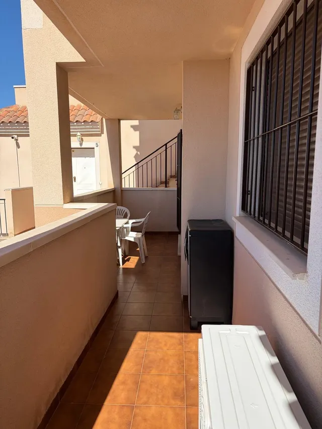 Apartamento con vistas panorámicas y plaza de parking en Los Collados — 12