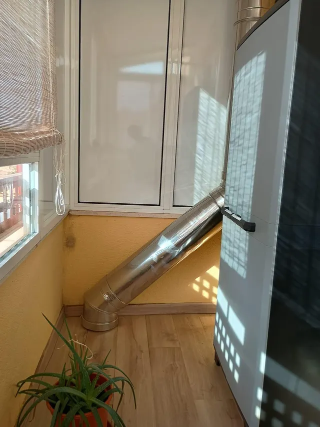 SE VENDE ADOSADO CON PISCINA EN LA GINETA. — 23