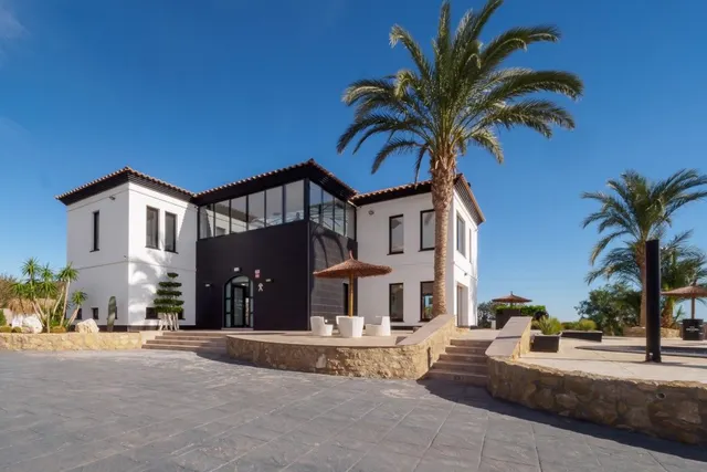 Villa 3 habitaciones 289m² en venta - Costa de almeria — 34