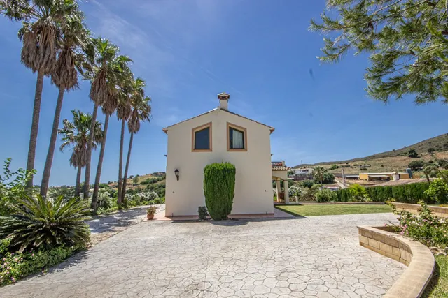 Chalet 3 habitaciones 296m² en venta - Riviera del sol — 28