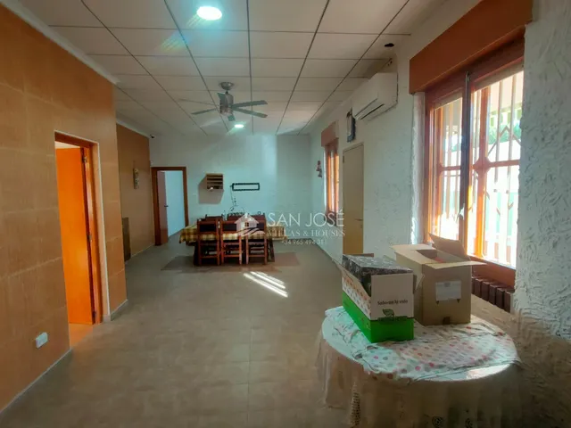 SE VENDE CHALET CON PISCINA EN MUY BUEN ESTADO EN ASPE ZONA DE UCHEL — 6