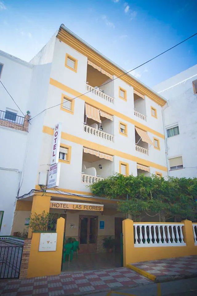 Hotel 33 habitaciones 1350m² en venta - South of spain — 2