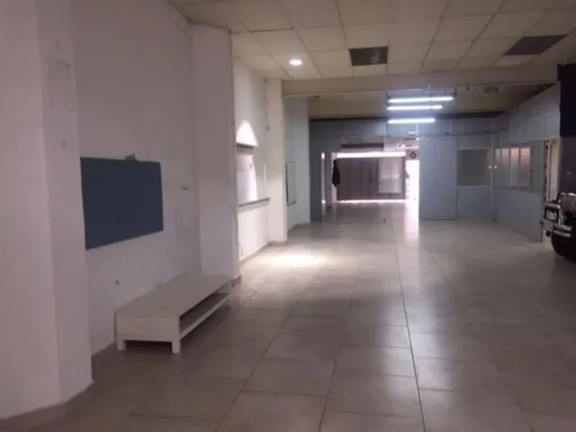 Local en alquiler en la zona hermetica de Sabadell — 11