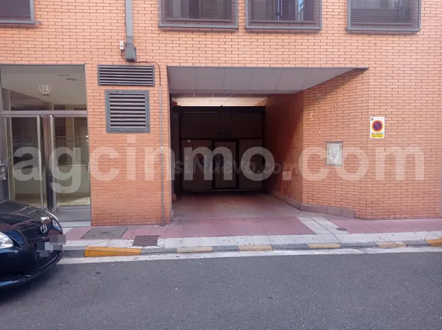 Garajes en venta — 4