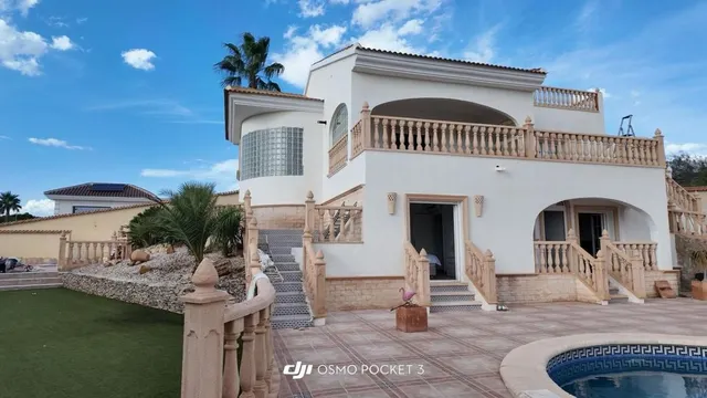 Casa 5 habitaciones 299m² en venta - Doña Pepa — 9