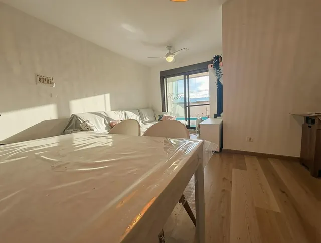 Piso de 3 dormitorios y 2 baños con terraza, piscina y garaje cerrado en La Ermita, Algeciras — 7