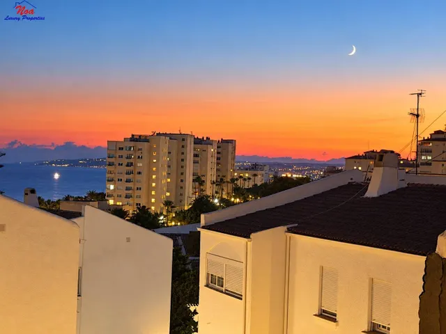 Apartamento reformado y amueblado con terraza a 300 metros de la Playa de la Rada, Estepona — 33
