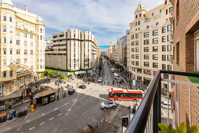 Vivienda de Autor en el Corazón de Valencia — 286 m2 Luxury — 23