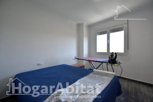 ¡GRAN OPORTUNIDAD! PAREADO REFORMADO, EXTERIOR CON TERRAZA Y ASCENSOR — 21