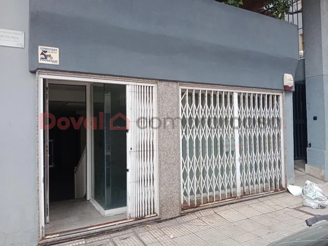 LOCAL EN TORRENTE BALLESTER — 12