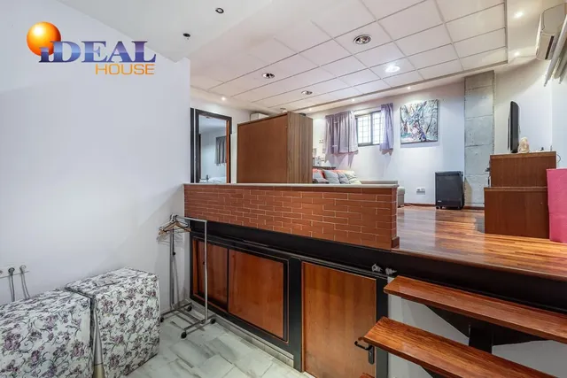 AMPLIA PLANTA BAJA JUNTO ARABIAL CON GARAJE — 13