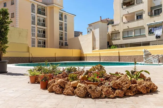 Moderno Estudio Reformado en Verdiales — 22