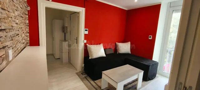 PISO ALQUILER EN CIUTAT VELLA