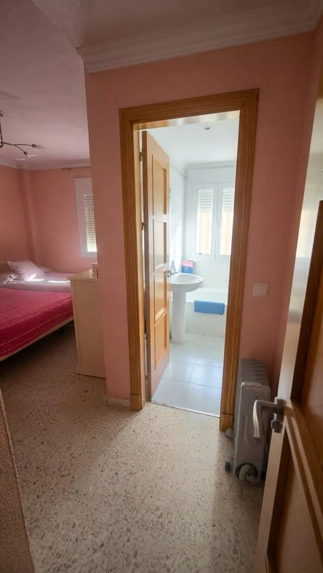 Amplio Piso VPO con terraza en zona Sur, Jerez de la Frontera — 17