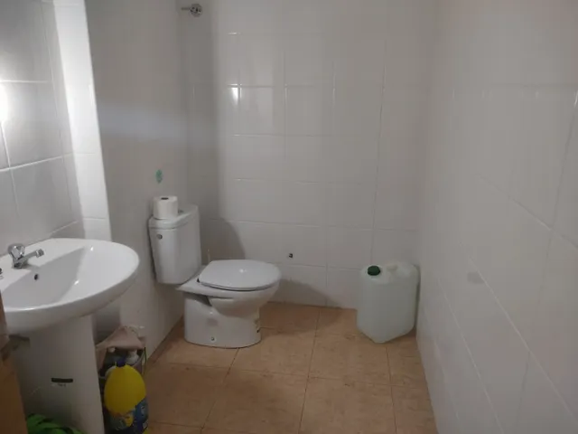 LOCAL DE NUEVA CONTRUCCIÓN CENTRICO — 8
