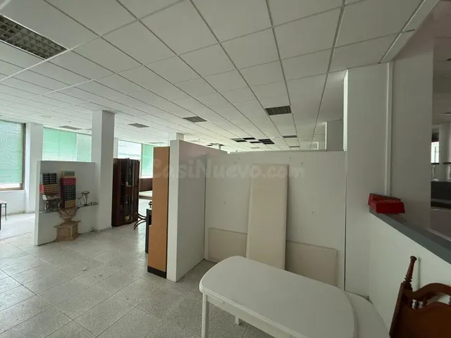 Gran Local en Venta en La Laguna - Espacio que Impulsa a tu Negocio — 22