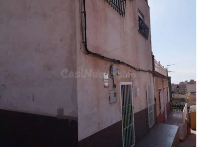 SE VENDE piso OKUPA en C Grajalva 14 de Lorca - foto 3