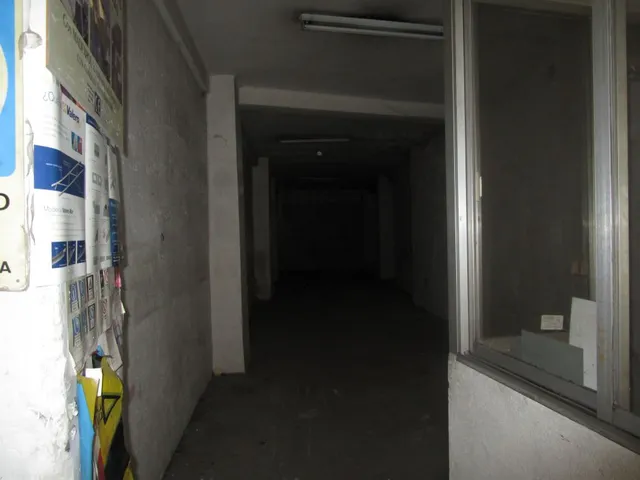 Urbis te ofrece un local comercial en zona Labradores, Salamanca. — 8