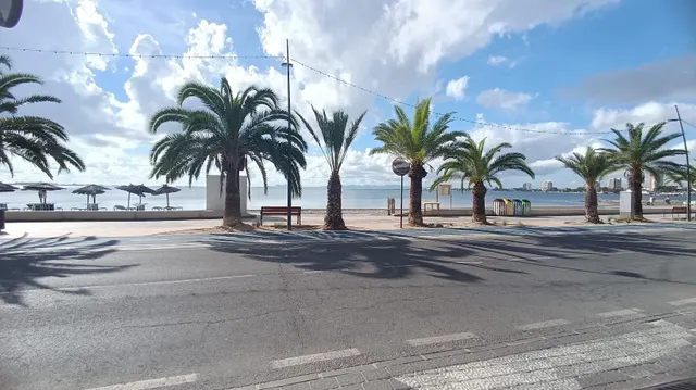 Piso 3 dormitorios próximo al mar con parking incluido — 32