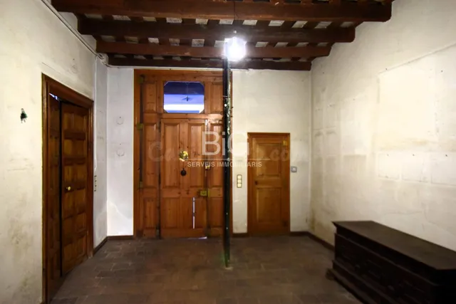 Casa en Mataró Centro con Espacio y muchas posibilidades - foto 4