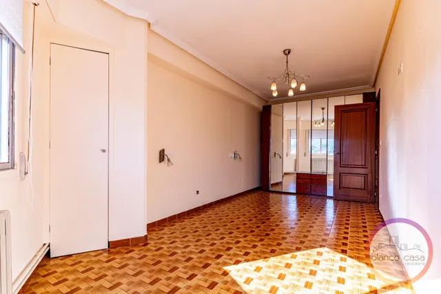✨ ¡amplio piso exterior de 4 dormitorios con ascensor en Carballo por 117.990 €! — 36