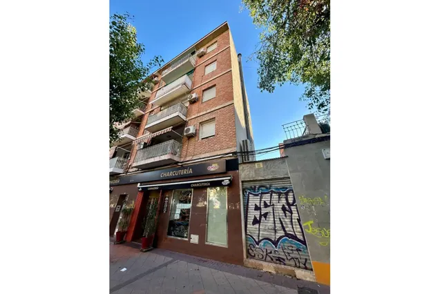 LOCAL COMERCIAL EN VENTA EN AVENIDA DE LA FAMA – MURCIA — 16