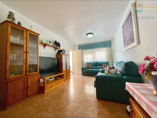 EXCLUSIVA  PLANTA BAJA CON ENCANTO A 300 M DEL MAR — 4