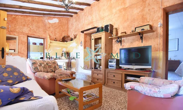 CASA DE CAMPO EN LOS LORENTES - foto 2