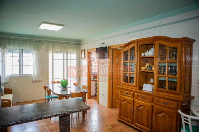 EN VENTA CASA O CHALET INDEPENDIENTE EN ZONA SAN PABLO. — 4