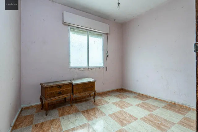 SE VENDE CASA CON UNA PARCELA DE 518 m2 (EN EL CENTRO DE LOS OGÍJARES). — 12