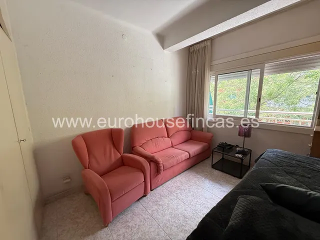 ¡Descubre tu nuevo hogar en este encantador piso de 3 habitaciones! — 16