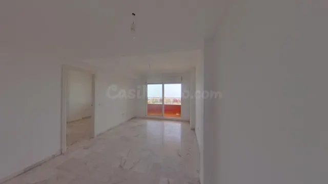 Benalmádena - Ático Dúplex, 3 Dormitorios, Terraza y Balcón - foto 5