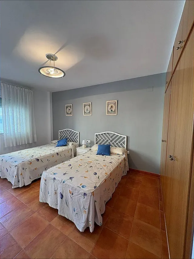 Chalet pareado con vistas al mar en Playa del Rey: un hogar junto al Mediterráneo para todo el año — 23