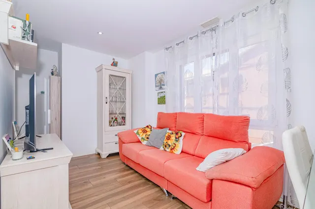 Precioso duplex moderno con patio — 9
