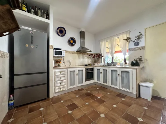 Exclusiva finca rústica con chalet independiente en la carretera Coria del Río - Palomares — 11