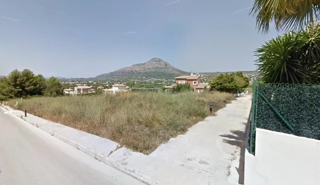 OPORTUNIDAD ÚNICA !! SOLAR PLANO EN VENTA EN JÁVEA CON PROYECTO Y LICENCIA DE construcción !! — 25