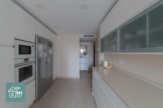 Piso de 154 m2 reformado, 4 dormitorios, luminoso y con trasteros en avenida de Andalucía — 13