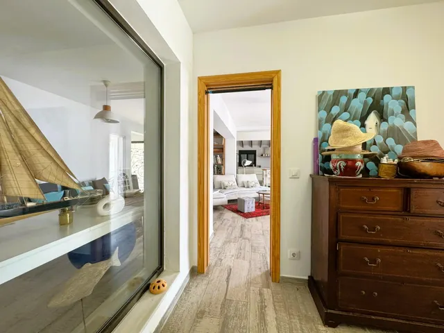 EXQUISITO CHALET A UN PASO DE LA PLAYA Y EL CASCO URBANO — 14