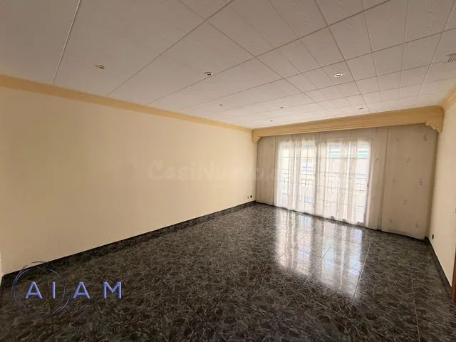 GRAN PISO EN VENTA EN PINEDA DE MAR - foto 3