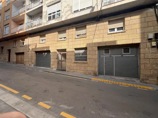 Local apto para diversos usos, garaje, almacén, comercio, cerca del Passeig Verdaguer por 79.000 Eur — 7