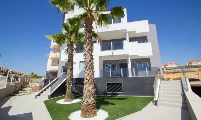 Magní­fico apartamento entre el mar y el golf!