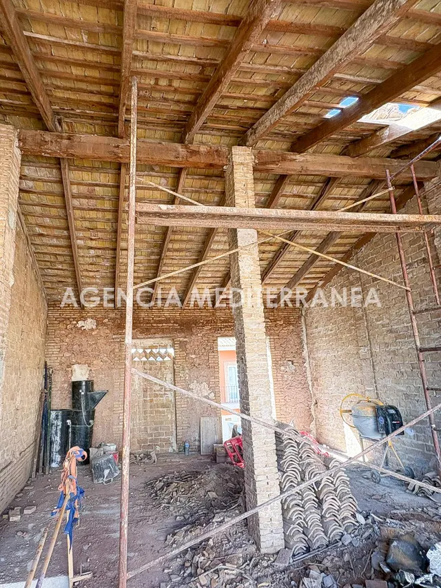 Casa de pueblo con piscina y garaje en Rafelbunyol — 24