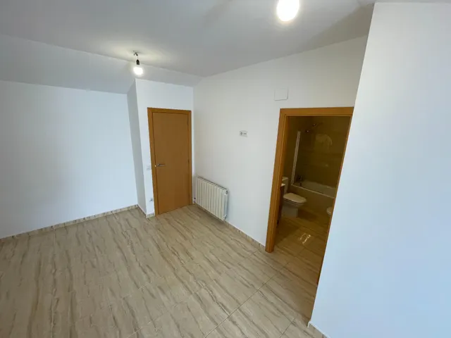 Dúplex céntrico en venta en Olesa de Montserrat, con terrazas y parking — 15