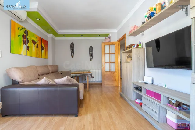Precioso piso en la mejor zona residencial de Atarfe - foto 3