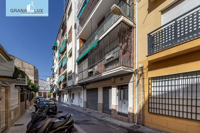 PISO JUNTO AVENIDA DE ANDALUCIA — 23