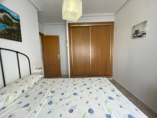 Piso de 2 dormitorios listo para entrar a vivir en Guardamar del Segura — 10