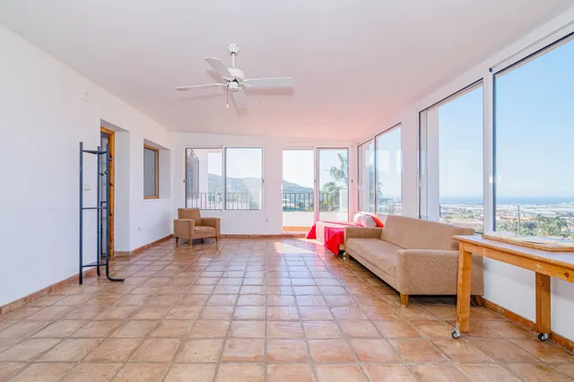 Chalet independiente con vistas espectaculares — 19