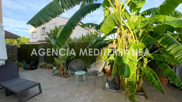 Espectacular chalet independiente con piscina privada en la cañada — 41