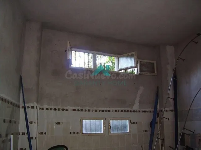 Se vende local en Laredo — 2