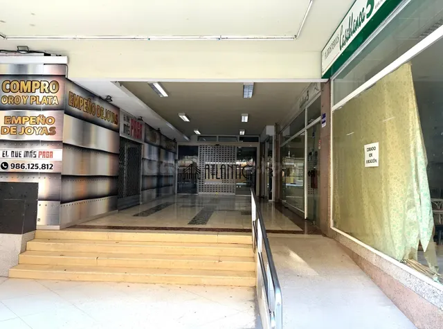 Local comercial 12m² en alquiler - Travesia de Vigo - foto 2